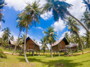 Ahas Pokuna Holiday Resort